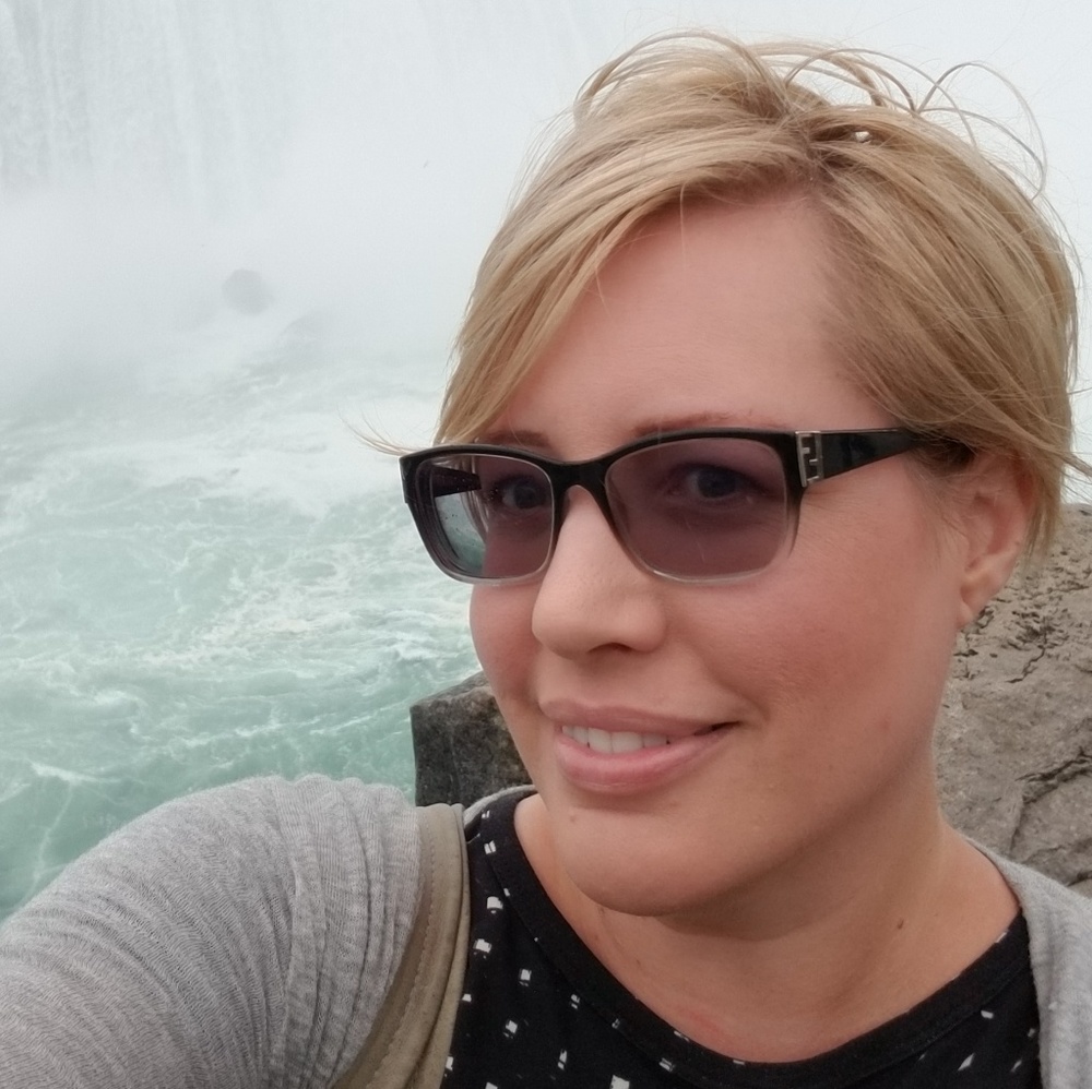 Meet your Posher, Jennifer